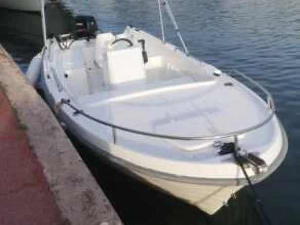 Alquiler de embarcaciones Adria 501 enPort Grimaud en Samboat