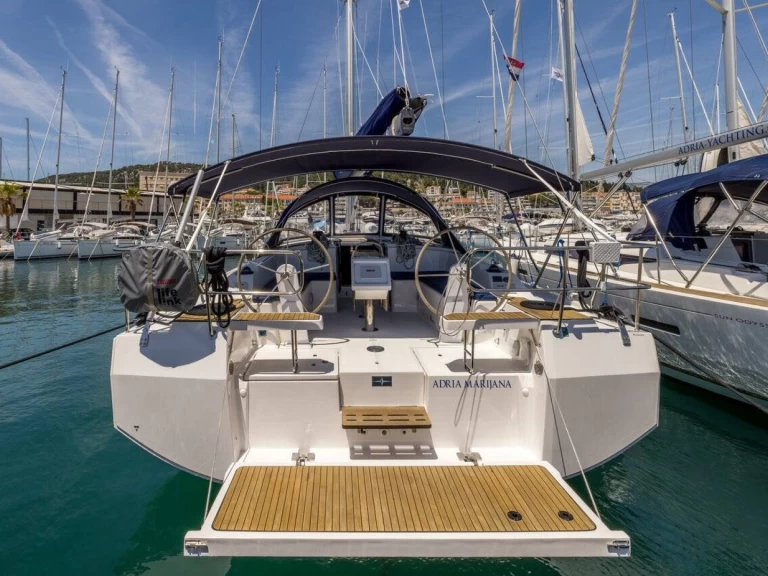 Alquiler Velero Bavaria con o sin  título de navegación