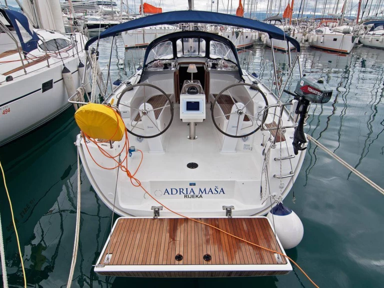 Alquiler Split - Bavaria Cruiser 34 en SamBoat
