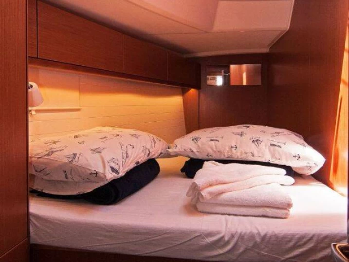 Bavaria Cruiser 46 de alquiler a Split