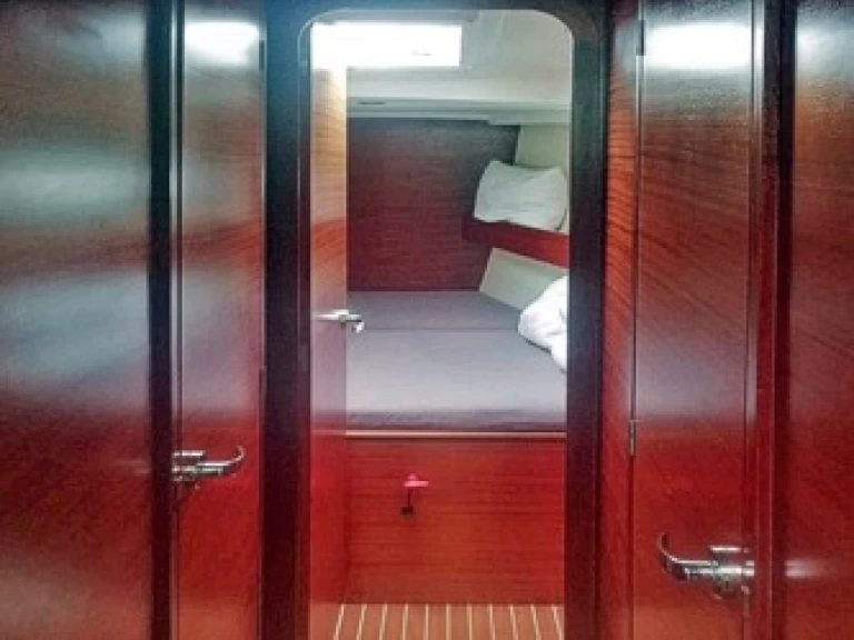 Velero para alquilar Rostock al mejor precio