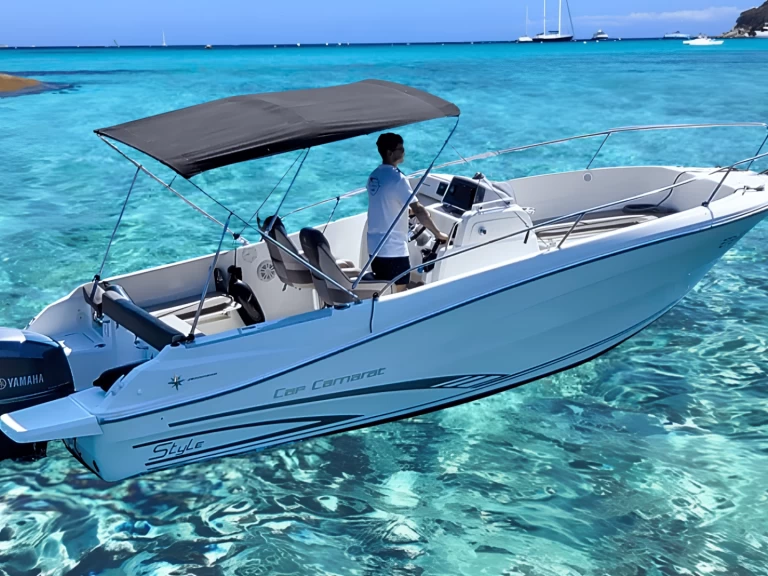 Alquiler de barcos Hyères barato de Cap Camarat 7.5 Style