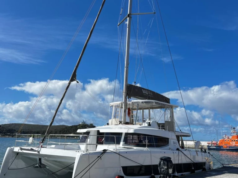 Alquiler de Catamarán, con o sin patrón Bali Olbia