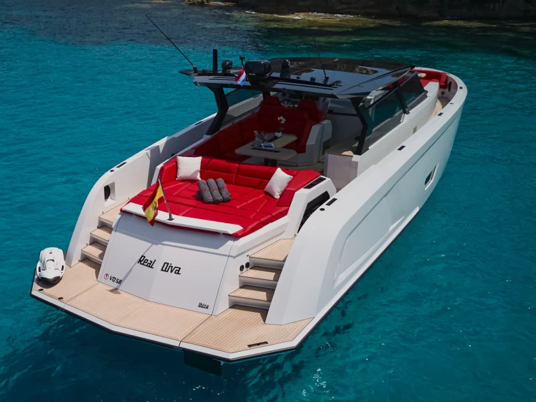 Alquiler de Vanquish VQ58 Real Diva en Ibiza (Ciudad)