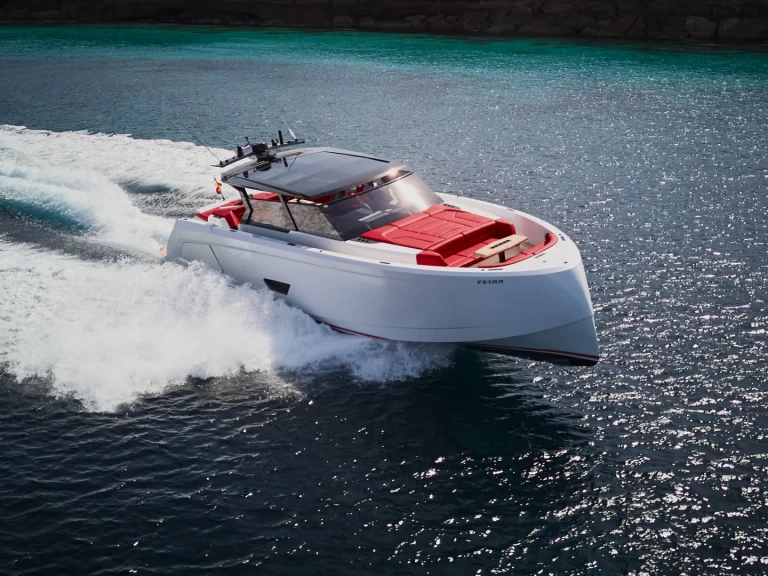 Alquiler de embarcaciones Vanquish VQ58 Real Diva enIbiza (Ciudad) en Samboat