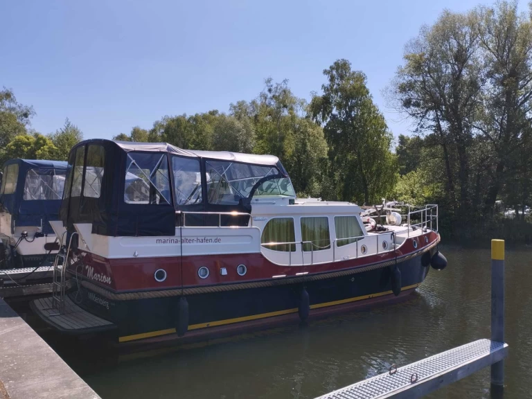 Alquiler de barcos Zehdenick barato de Dutch Sturdy 380 AC Twin "Marion"
