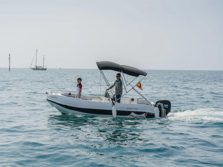 voraz 450 PLUS OPEN de alquiler a Málaga
