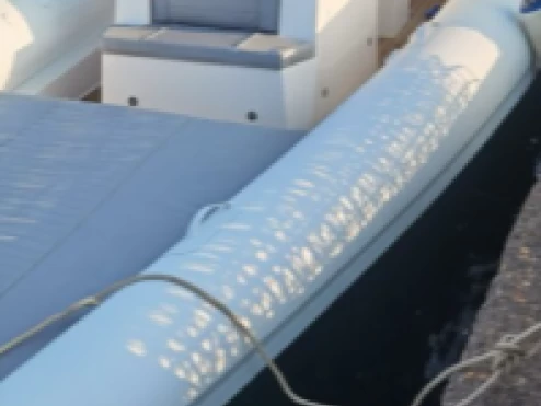 Alquiler Neumática Oceanic con o sin  título de navegación