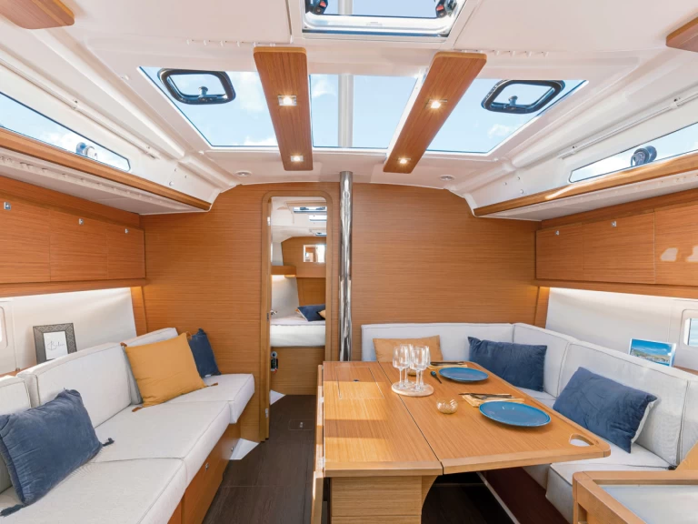 Alquiler de Velero, con o sin patrón 74 Arzon