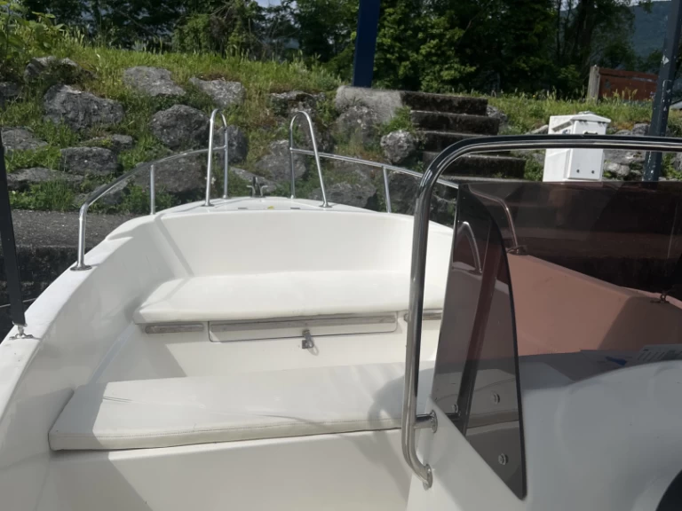 Lancha para alquilar Aix-les-Bains al mejor precio