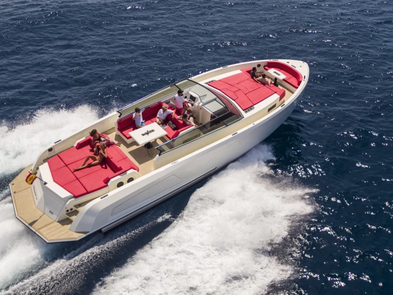 Alquiler de embarcaciones Vanquish VQ54 - DIVA enIbiza (Ciudad) en Samboat