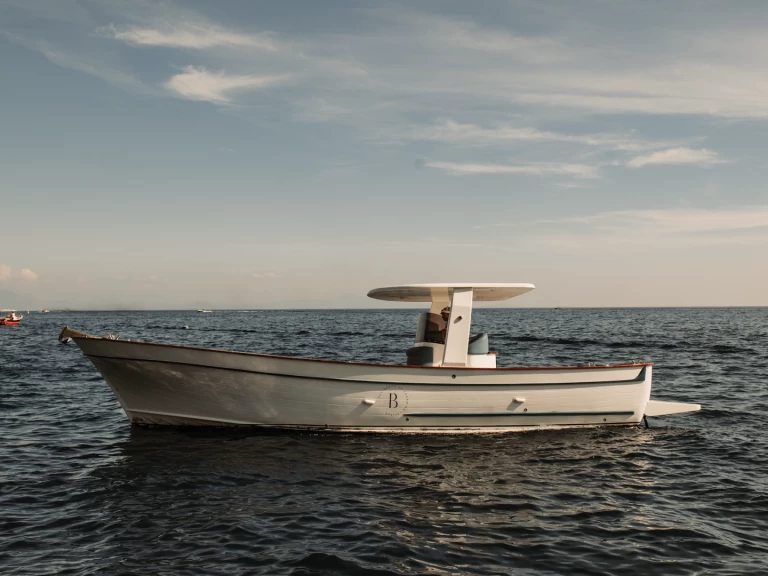 Gozzo FPJ FPT-F4AE0686*Q de alquiler a Amalfi