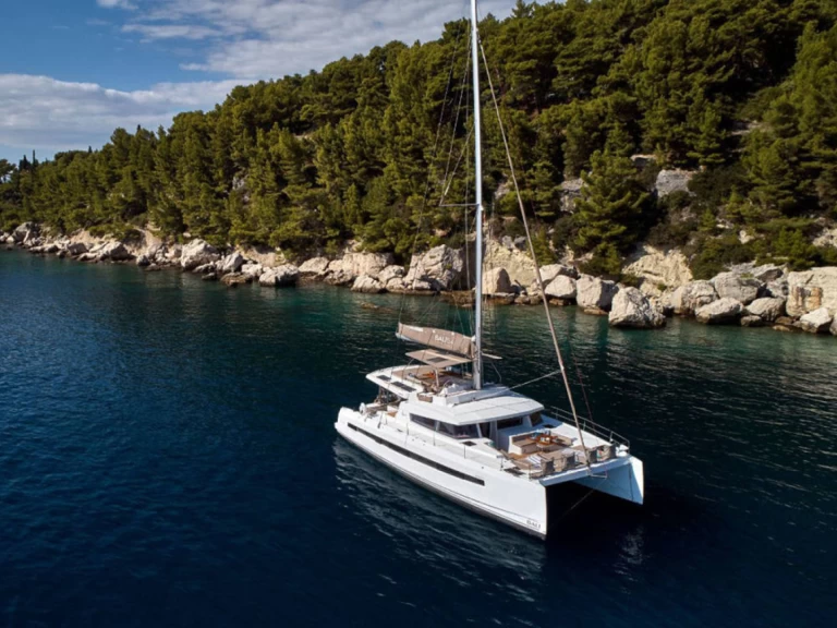 Alquiler de barcos Road Town barato de Bali 5.4