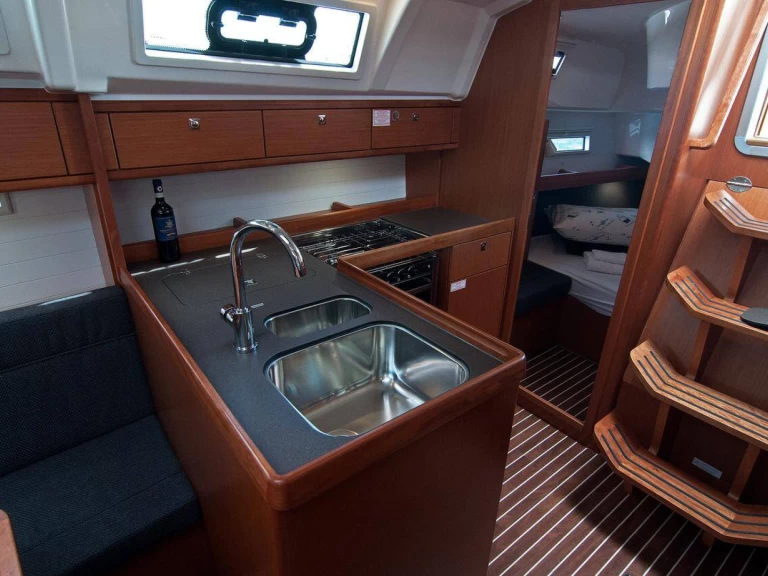 Alquiler de Velero, con o sin patrón Bavaria Split