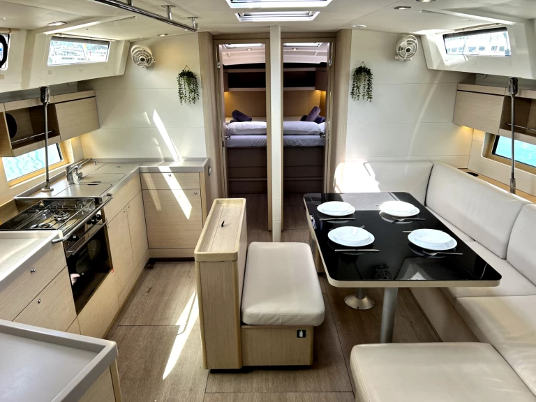 Alquiler de barcos Gouviá barato de Oceanis 46.1