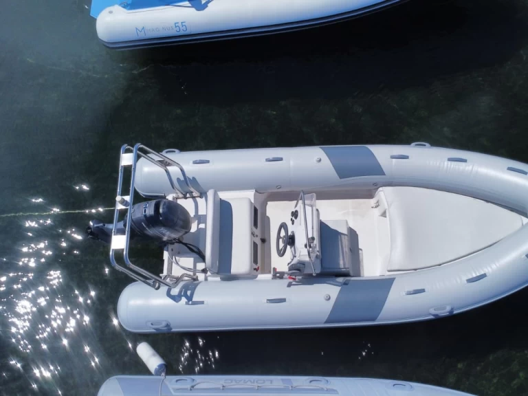 Alquiler de Lomac Lomac 500 OK en Porto Rotondo