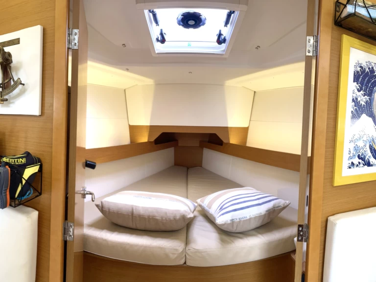 Jeanneau Sun Odissey 349 de alquiler a Marina di Grosseto