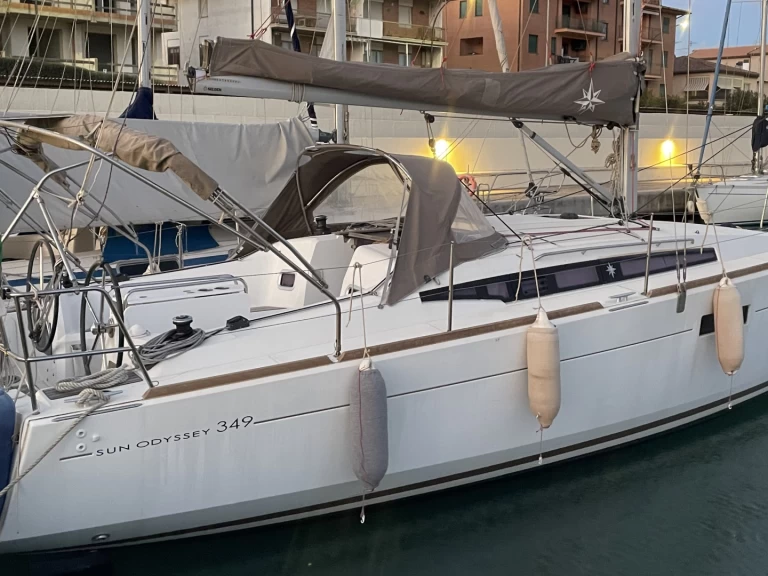 Alquiler Marina di Grosseto - Jeanneau Sun Odissey 349 en SamBoat