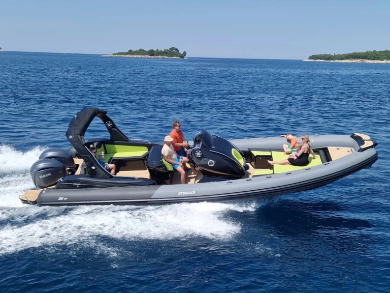 Alquiler Rovinj - Stingher 32 GT en SamBoat