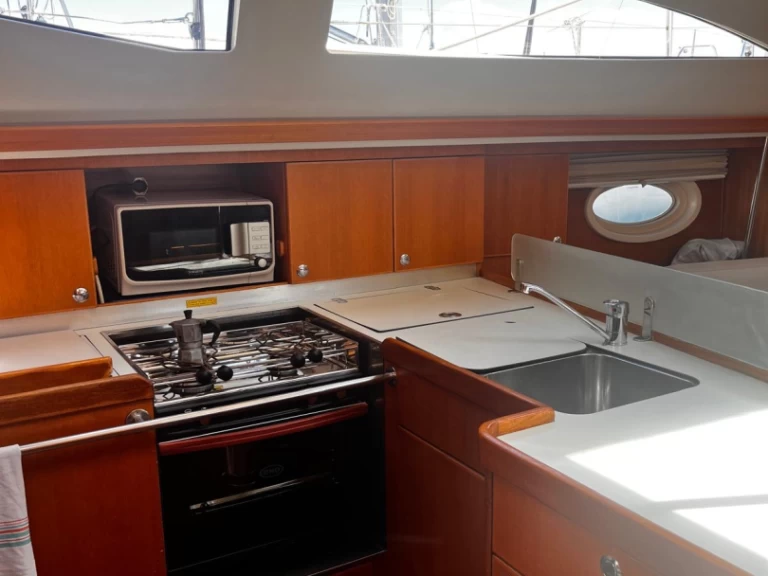 Alquiler de embarcaciones Elan Impression 434 enFezzano en Samboat