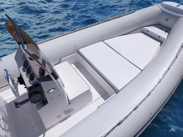 Alquiler Neumática en Órmos Sívota - Selva Selva D680