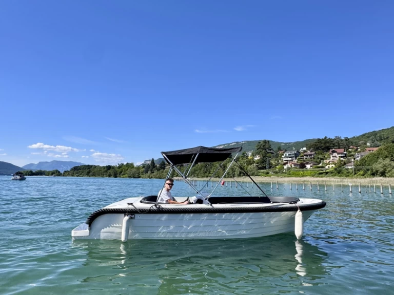 Alquiler de Best Rental Boat 555 Tender en Aix-les-Bains