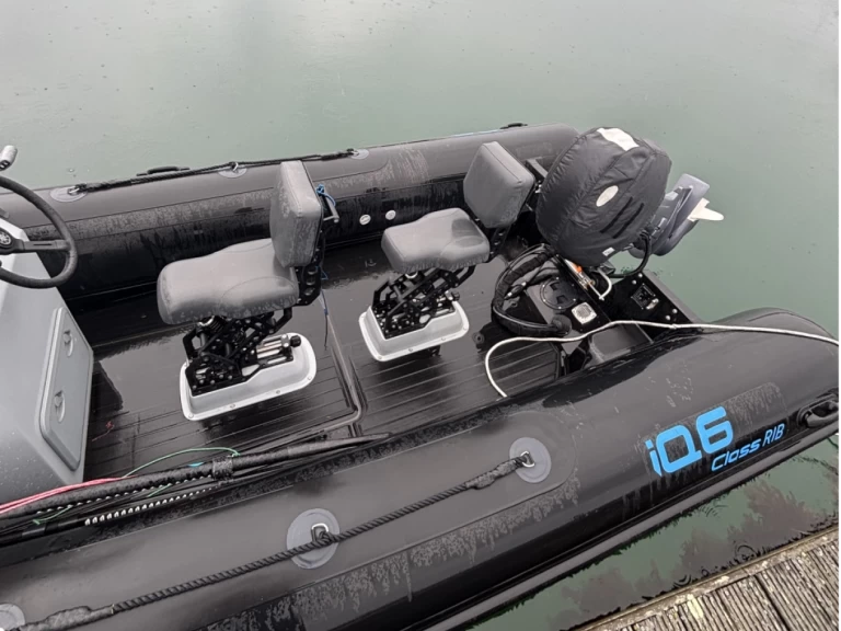 3D Tender IQ6 de alquiler a Marsella