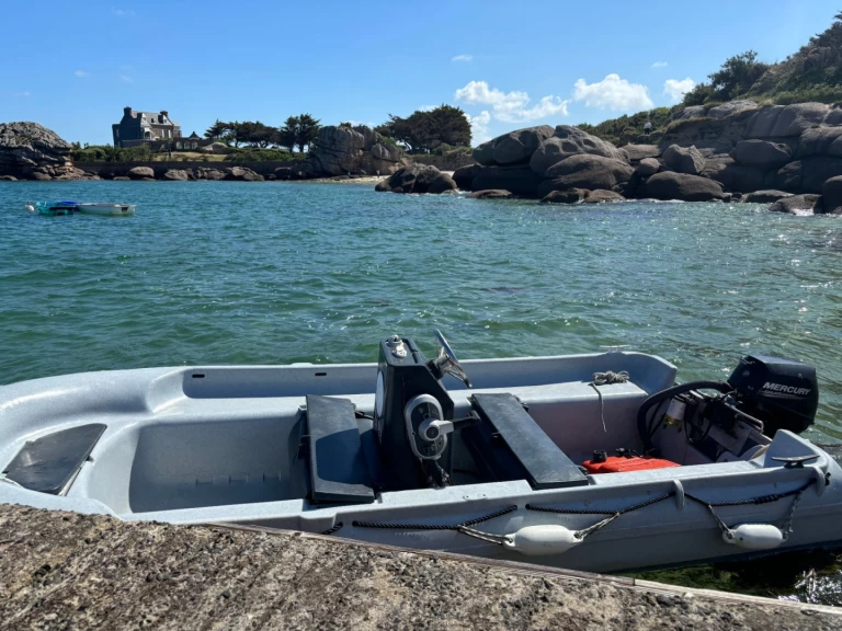 Alquiler de barcos Trégastel barato de FUN YAK 13 SECU