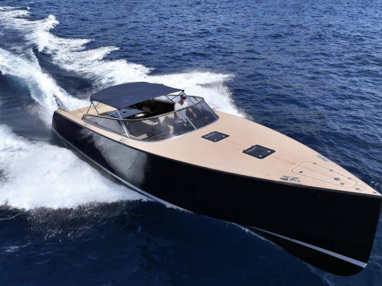 Van-Dutch VD40 de alquiler a Ibiza (Ciudad)