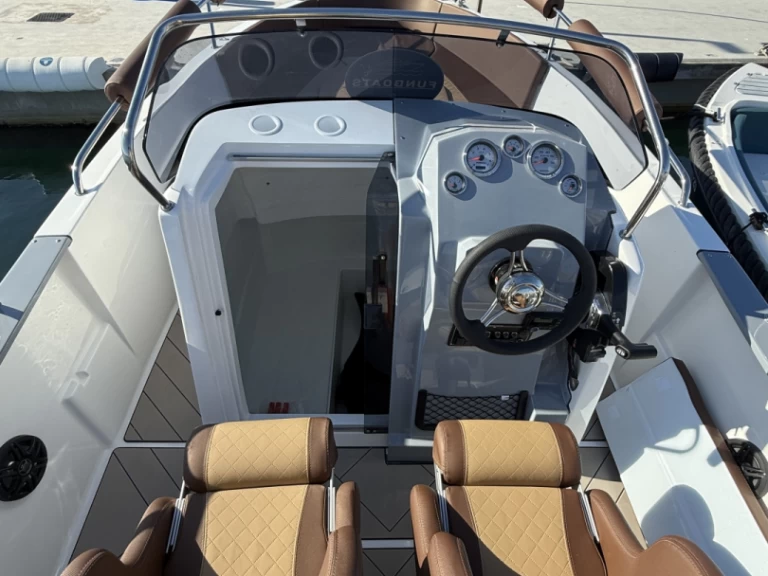 trident 630 Open de alquiler a l'Escala