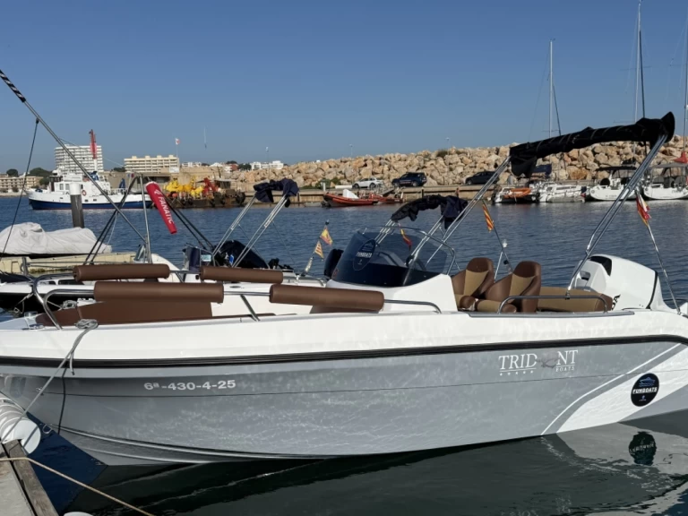 Alquiler de barcos l'Escala barato de 630 Open