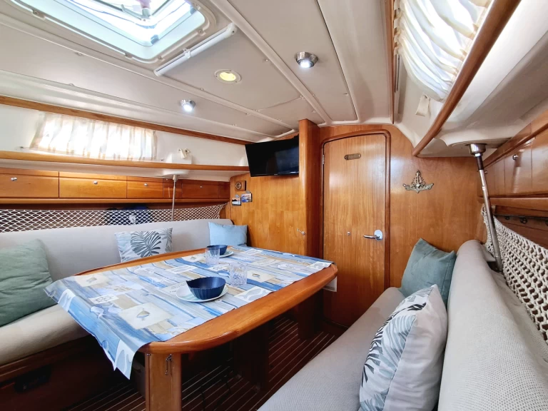 Bavaria Bavaria 30 Cruiser de alquiler a Almerimar