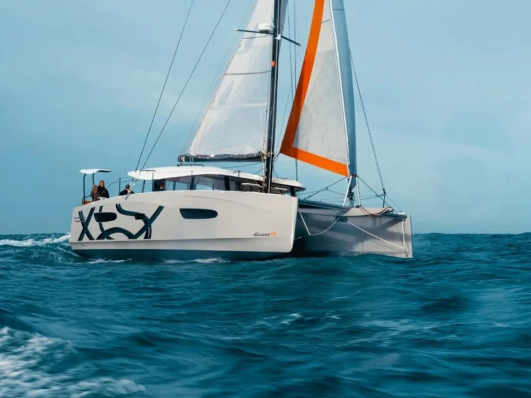 Alquiler de Catamarán, con o sin patrón Excess Komolac