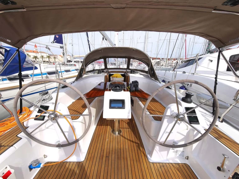 Alquiler de embarcaciones Bavaria Cruiser 34 enPula en Samboat