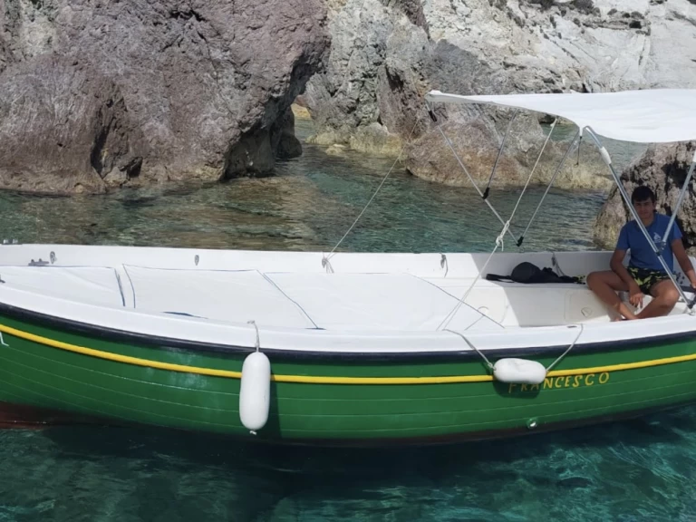 Alquiler de barcos Ponza barato de Parisi 6.20