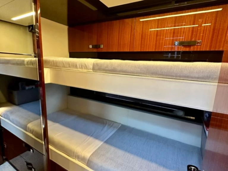 Alquiler de RIVA RIVALE 56 NEXT LEVEL en Santa Eulària des Riu