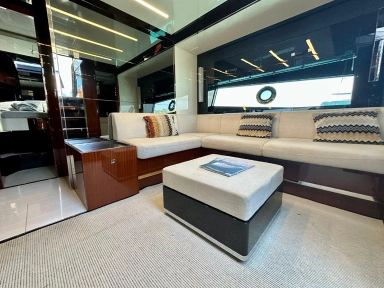 Alquiler de barcos Santa Eulària des Riu barato de NEXT LEVEL