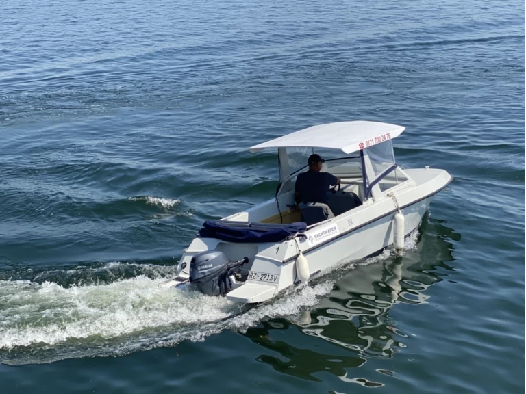 Alquiler de embarcaciones Tagescharter Lotus enWaren (Müritz) en Samboat