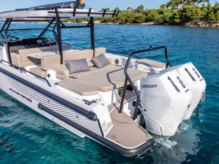 Alquiler Empuriabrava - Axopar Axopar 37 T-Top en SamBoat