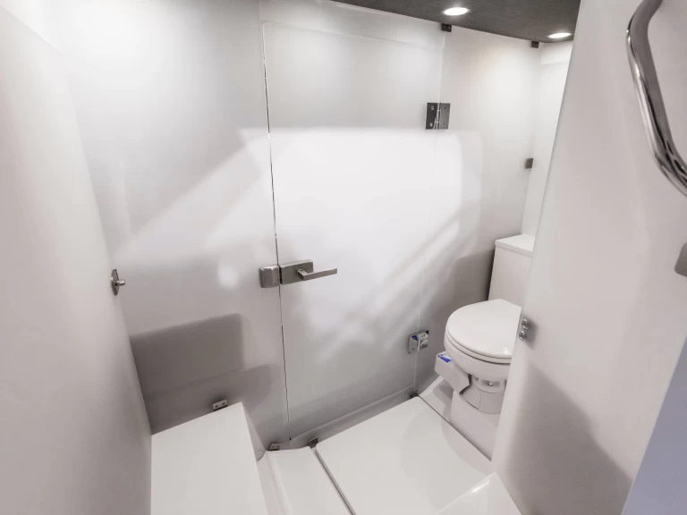 Alquiler Lancha en Empuriabrava - Axopar Axopar 37 T-Top