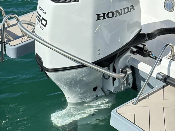 Alquiler Lancha trident con o sin  título de navegación