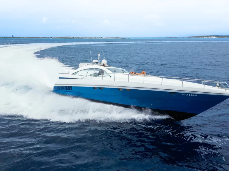 Alquiler Yate de lujo Pershing con o sin  título de navegación