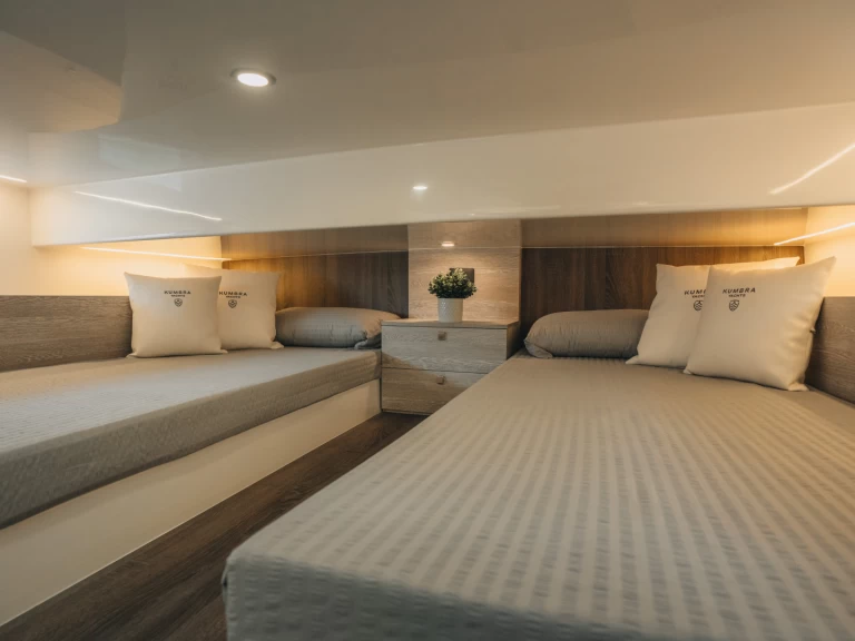 Alquiler de Yate de lujo, con o sin patrón Kumbra Yachts Ibiza (Ciudad)