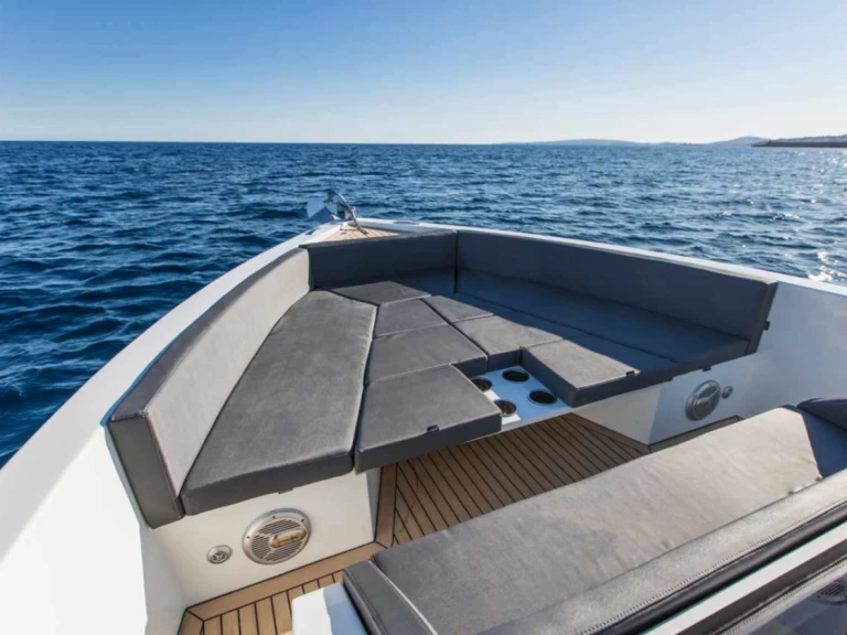 Alquiler Ibiza (Ciudad) - De Antonio 33 SEEA ONE en SamBoat