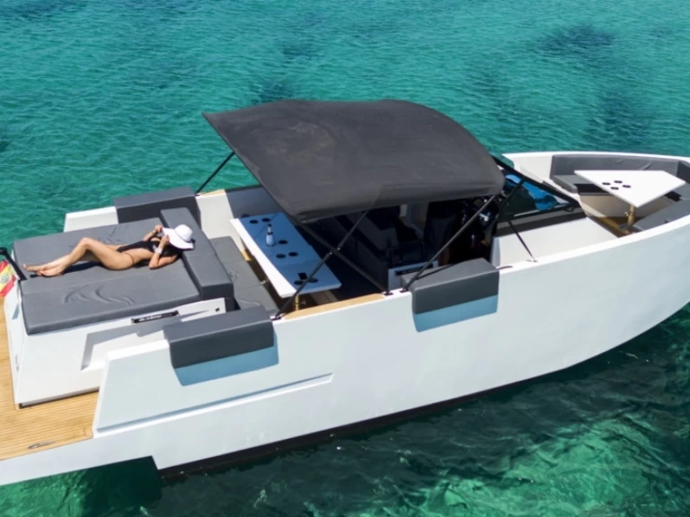 Alquiler de De Antonio 33 SEEA ONE en Ibiza (Ciudad)