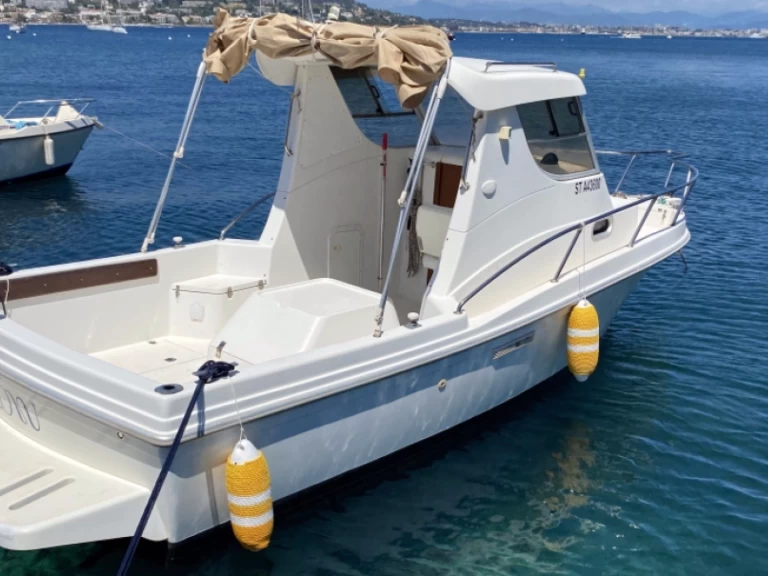 Alquiler de embarcaciones gio mare GIO 212 enCannes en Samboat