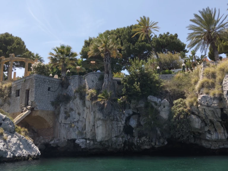 Alquiler Neumática Lord  con o sin  título de navegación