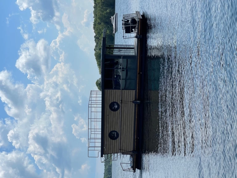 Alquiler de Casa flotante, con o sin patrón La Mare Waren (Müritz)