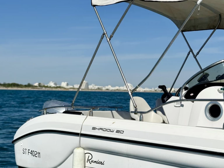 Alquiler de embarcaciones Ranieri Shadow 20 enCarnon-Plage en Samboat