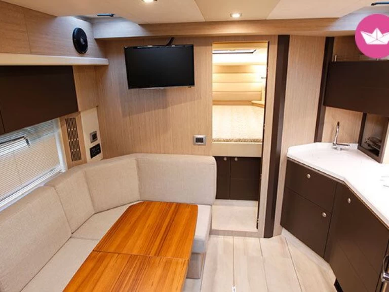 Alquiler de Cranchi Z35 en Taormina